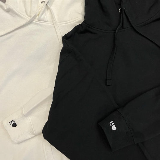 Komplet bluz - inicjały na rękawie